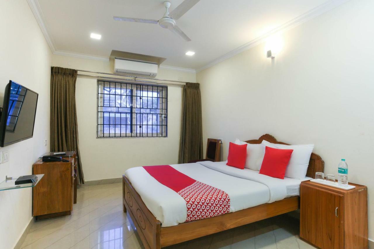 Guest house Oyo 47969 Red Shield