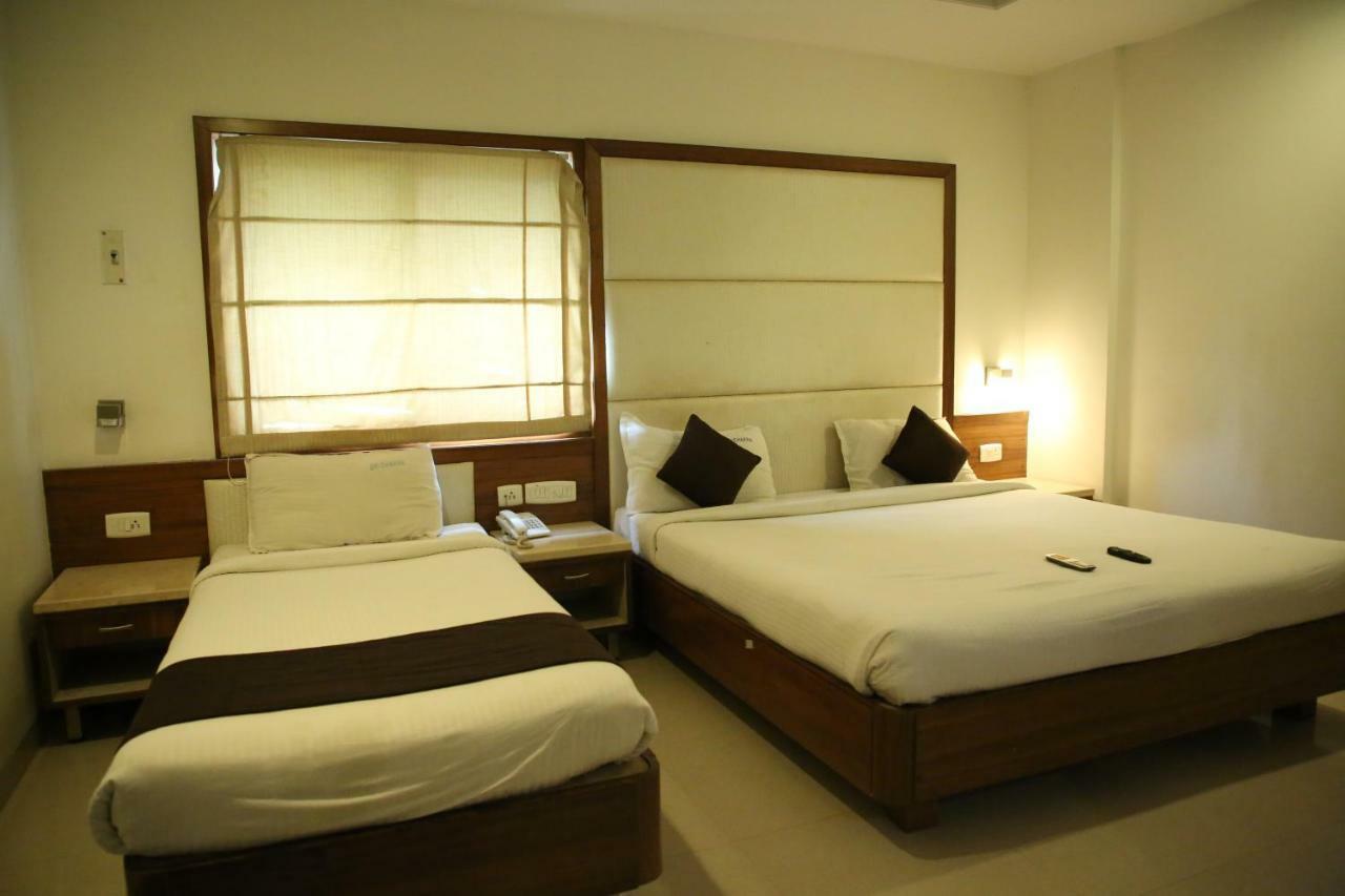 Sri Chakra Hotel