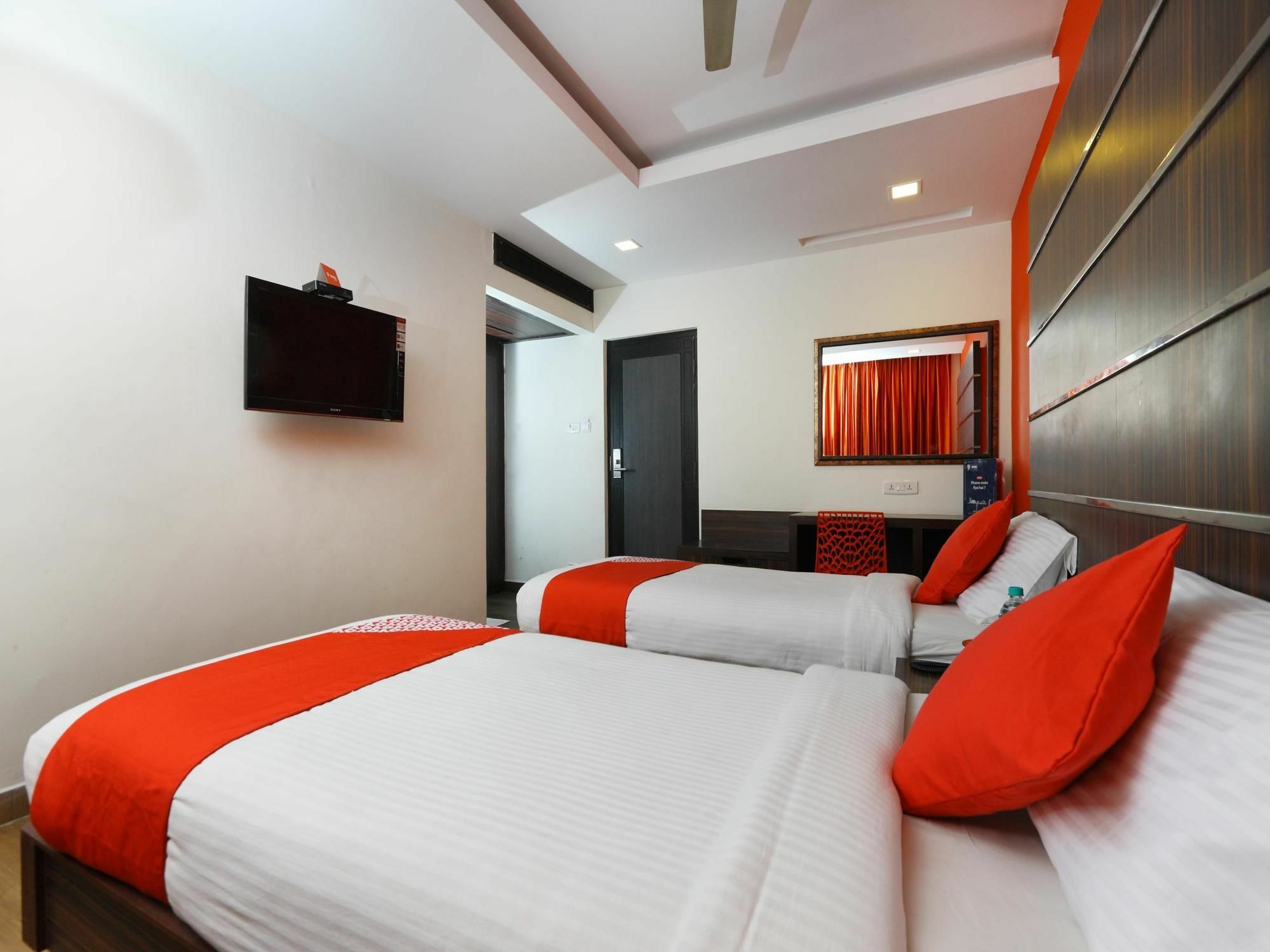 Oyo 15675 Nachiappa Park Hotel Chennai