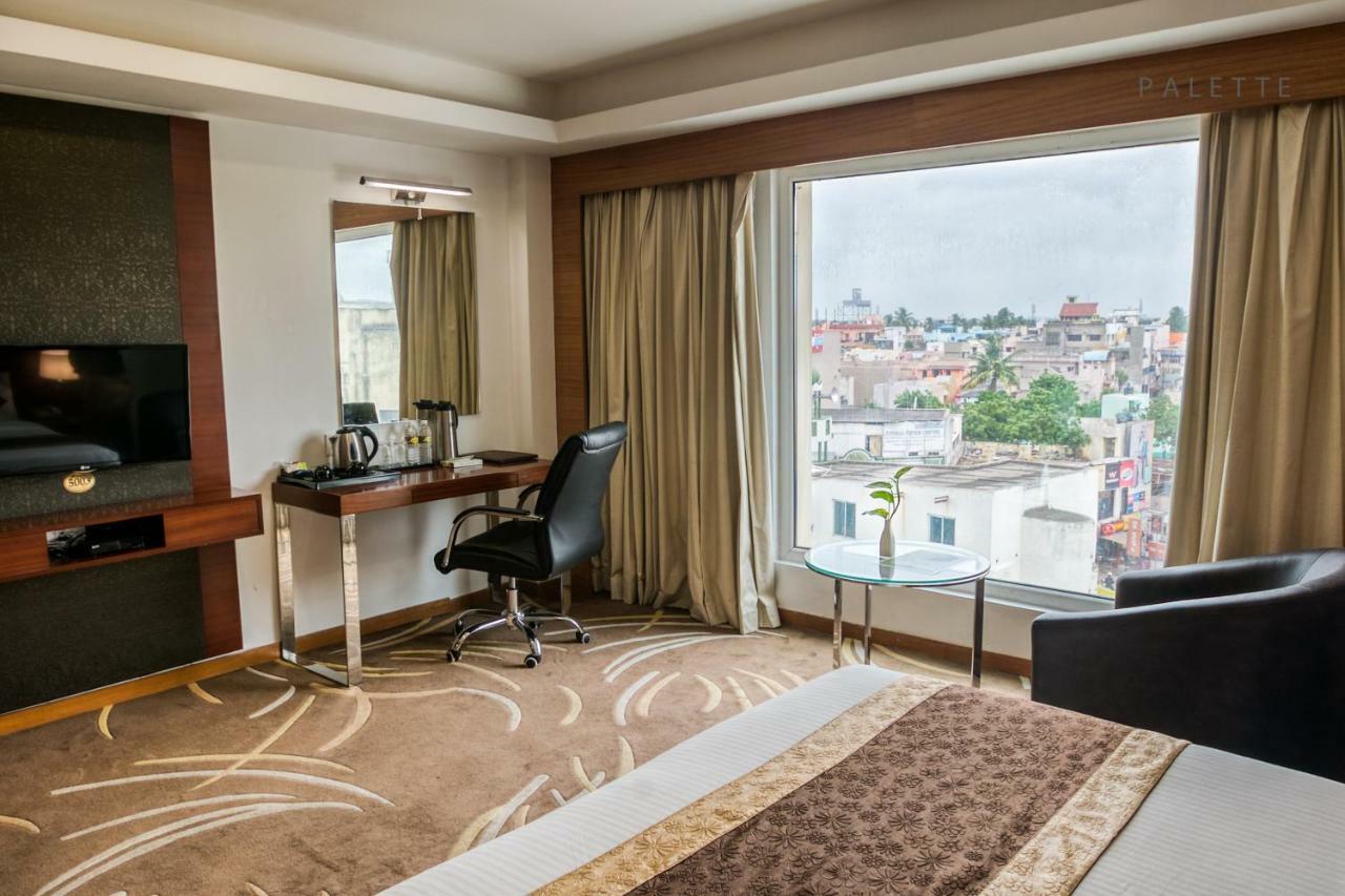 Hotel Le Palace