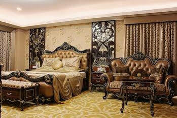Le Palace Chennai