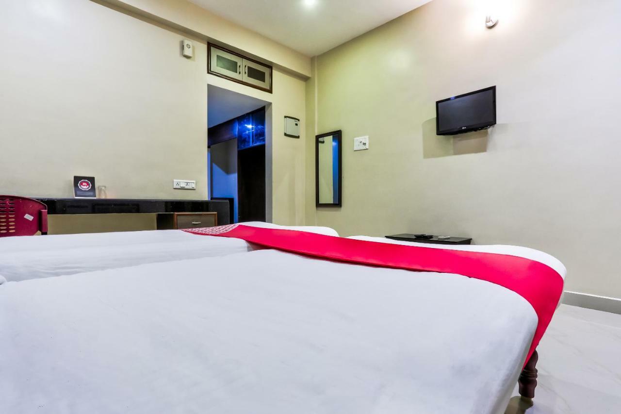 Oyo 8062 Raj Residency Chrompet * Chennai