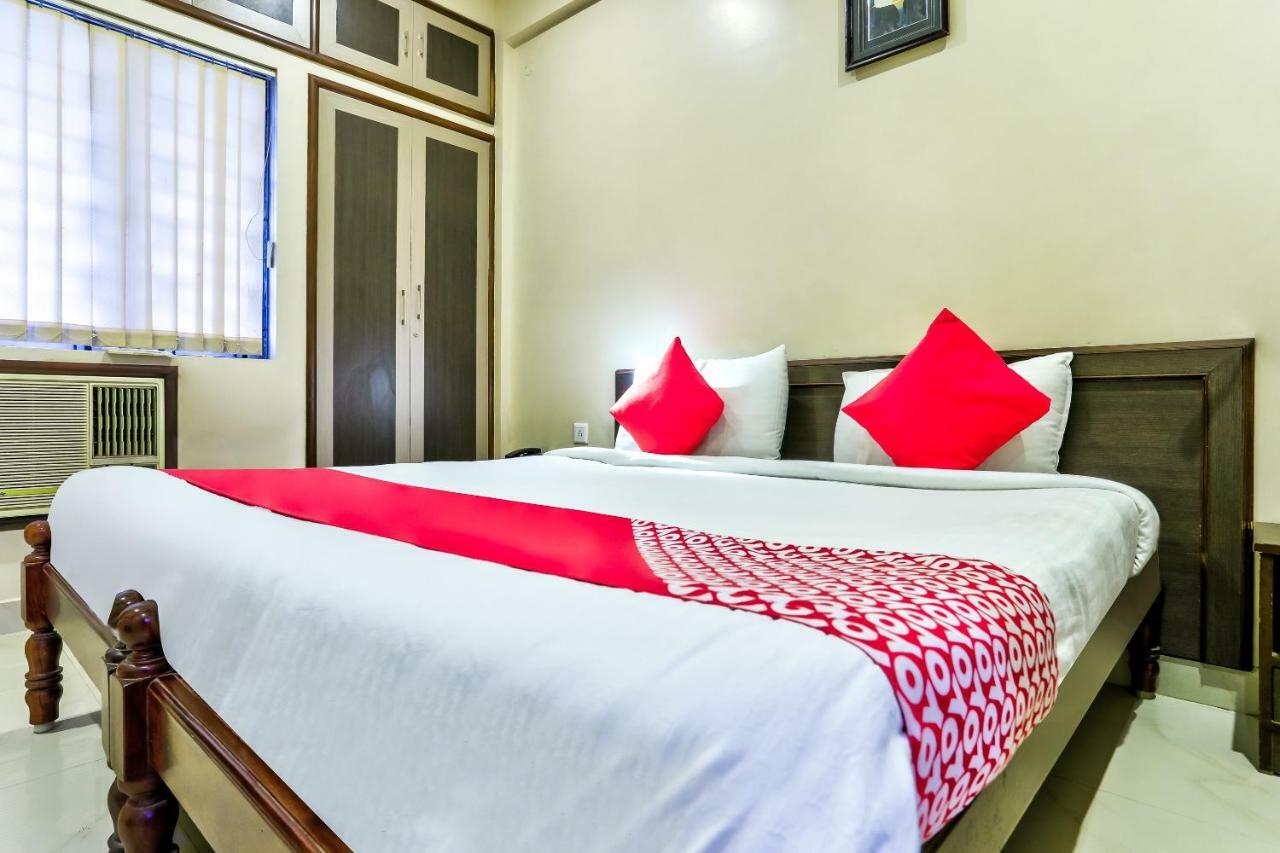 Oyo 8062 Raj Residency Chrompet Chennai