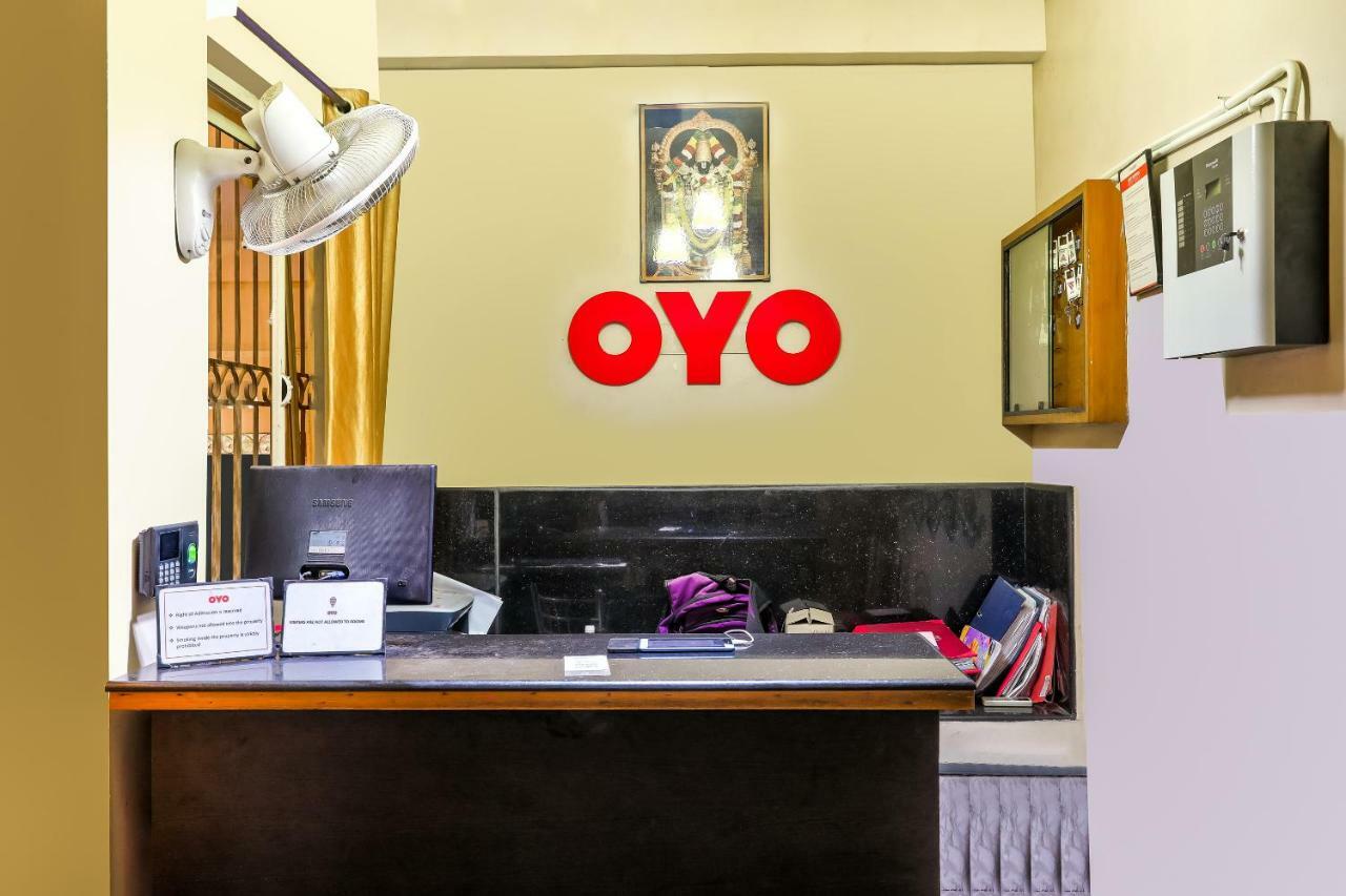 Oyo 8062 Raj Residency Chrompet
