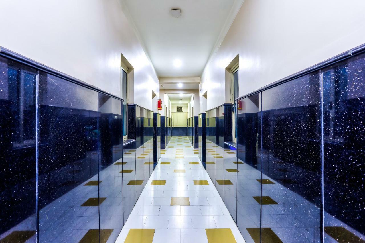 Homestay Oyo 8062 Raj Residency Chrompet