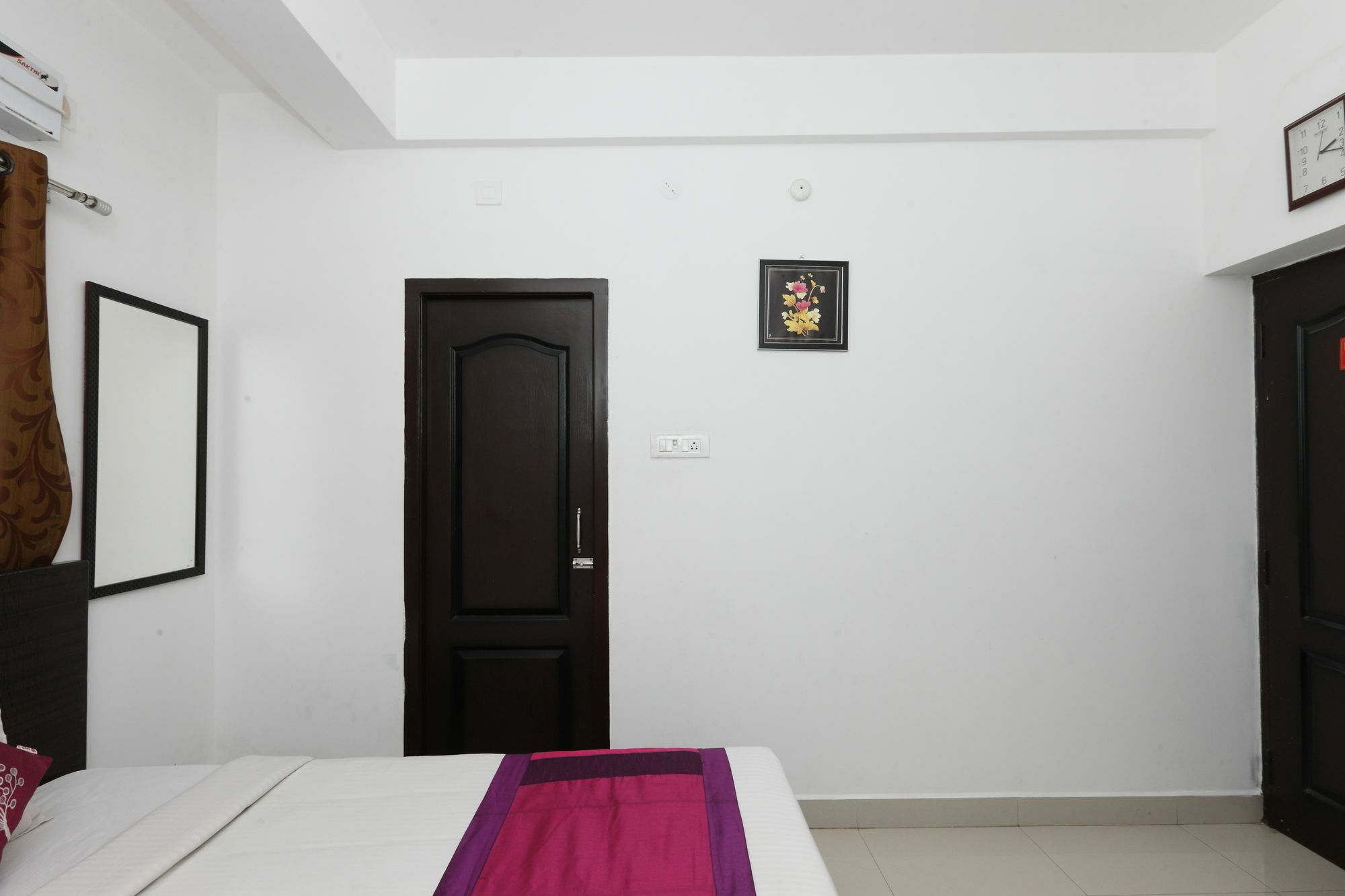 O The Mangrove Wood Residency