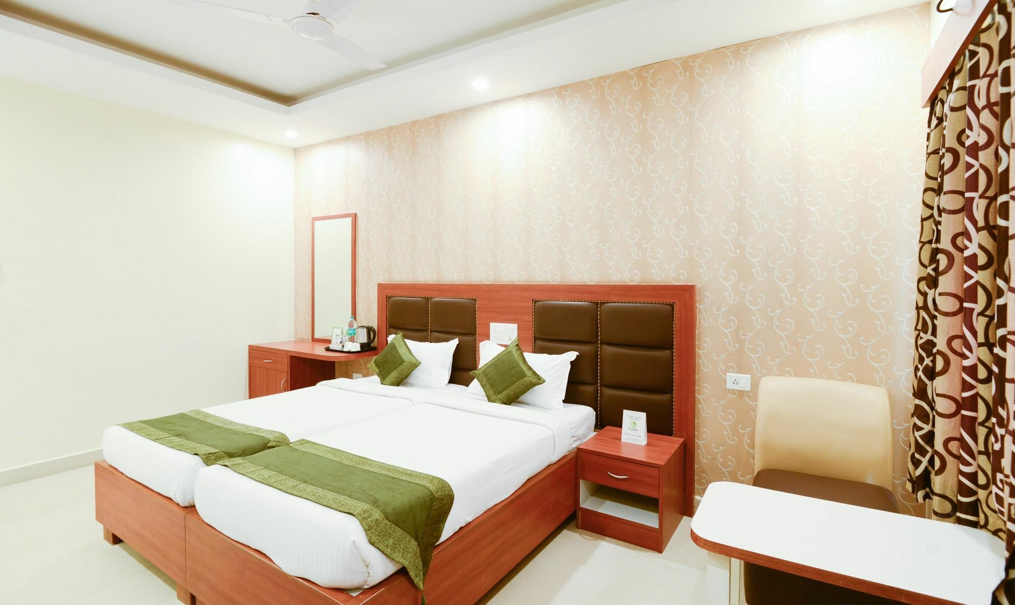 Hotel Treebo Trend Sekaran Omr Perungudi Chennai