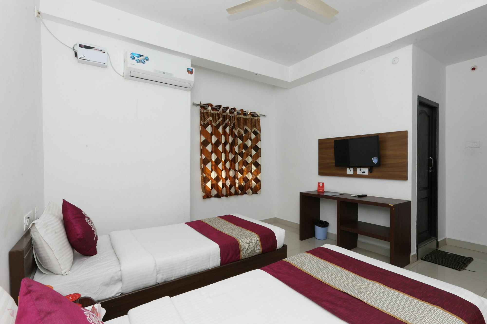 O The Mangrove Wood Residency