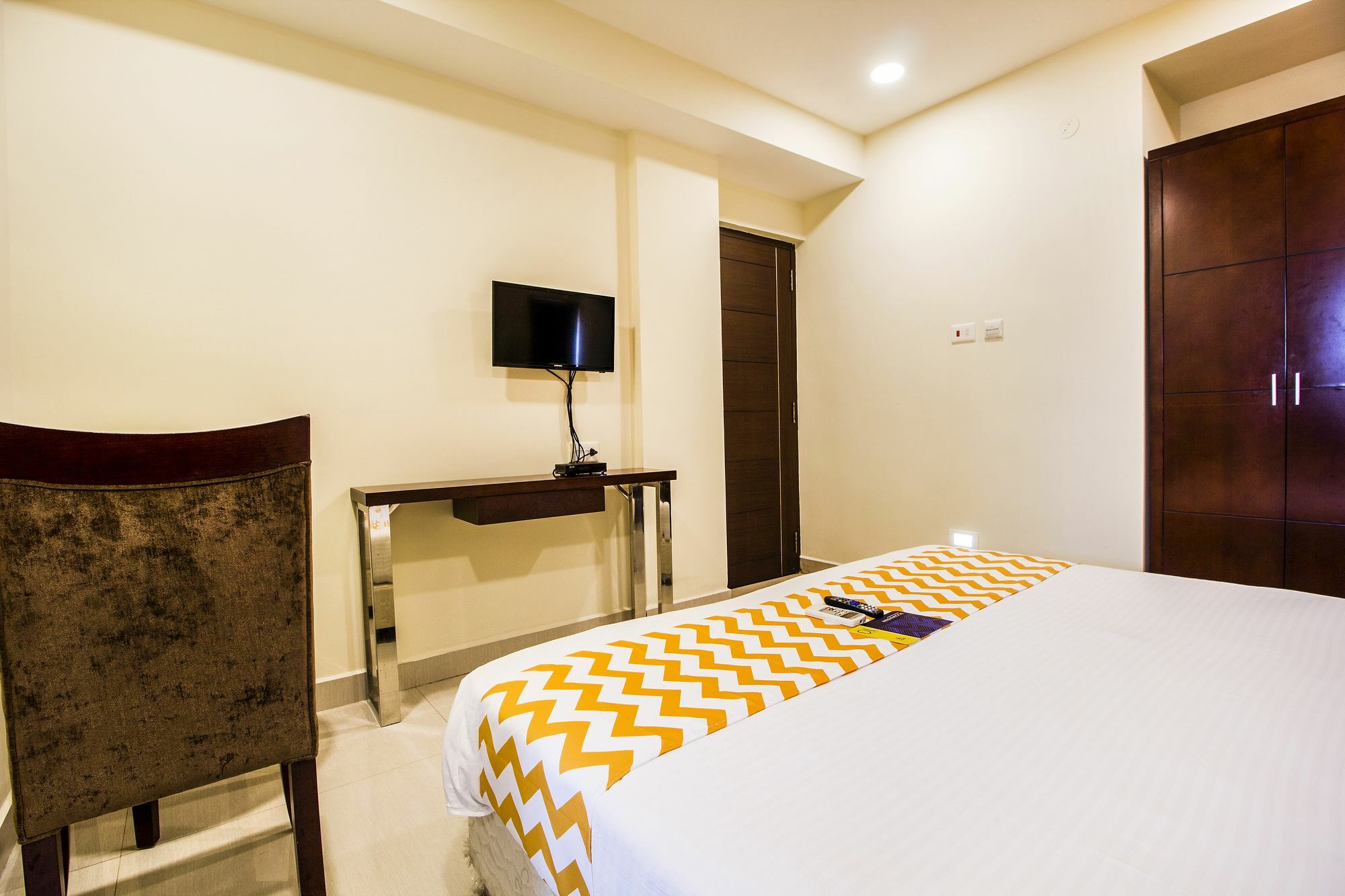 Hotel Fabhotel Alreef Residency 3*