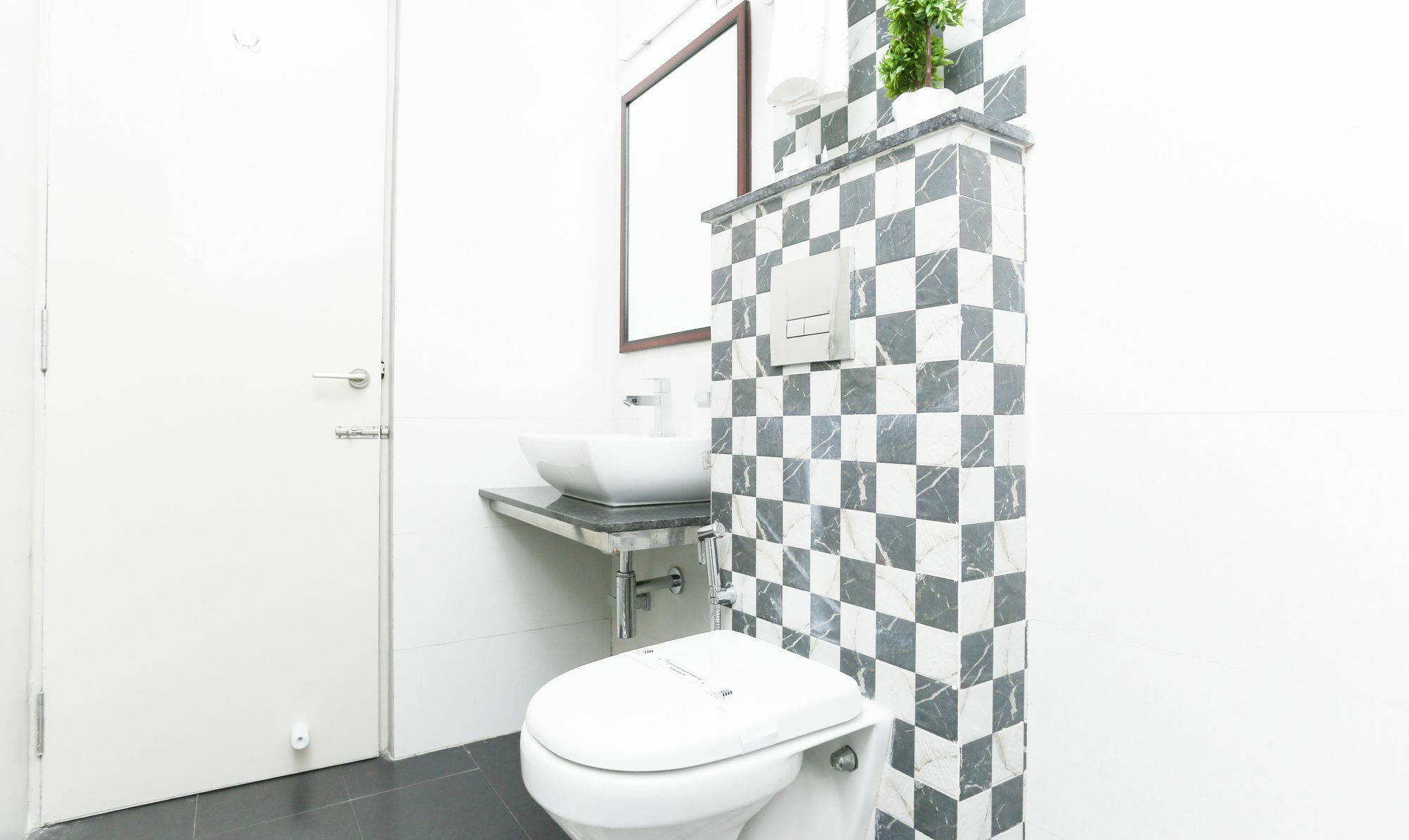 Treebo Emirates Residency Hotel Chennai