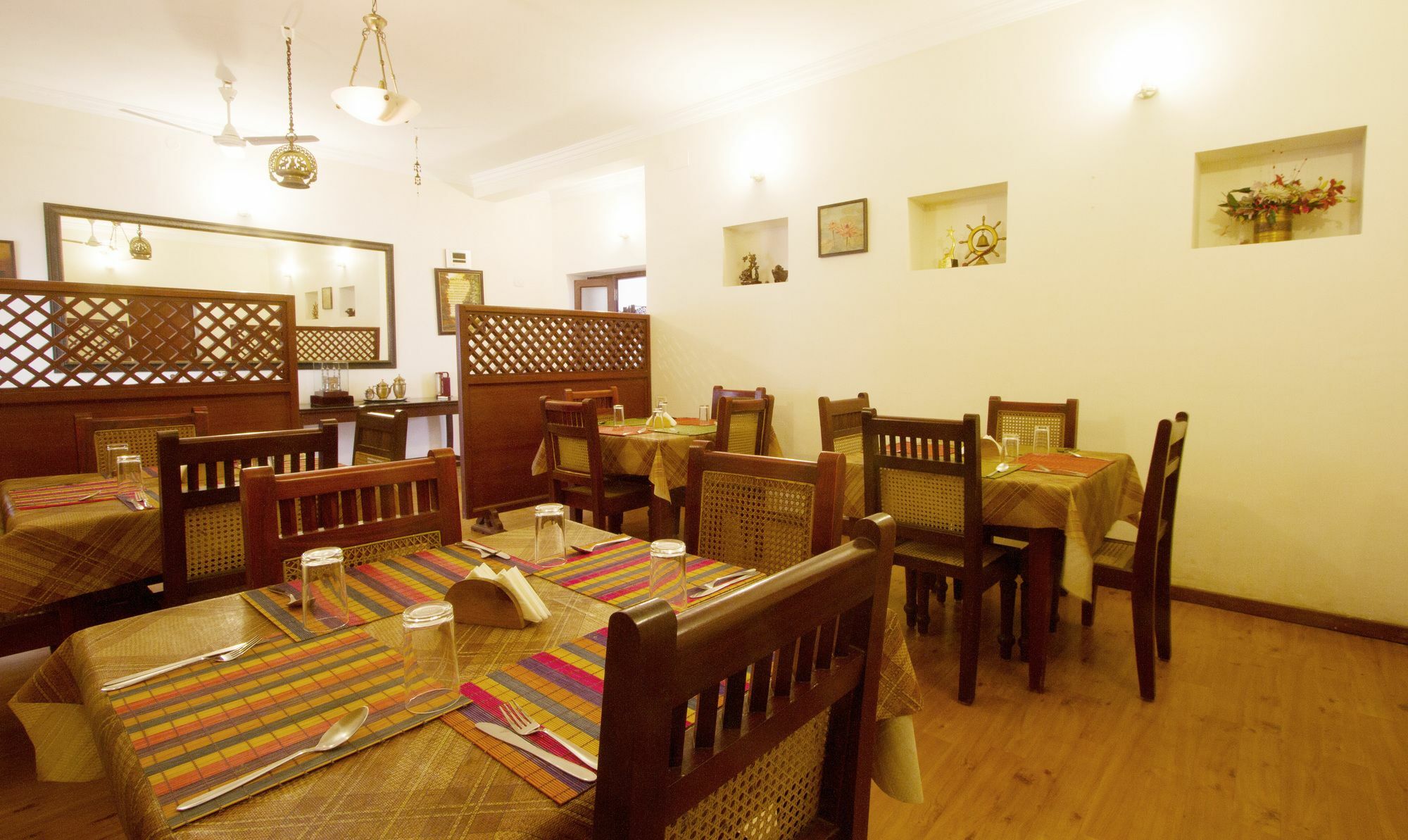 Hotel Treebo Trend Niketana Chennai