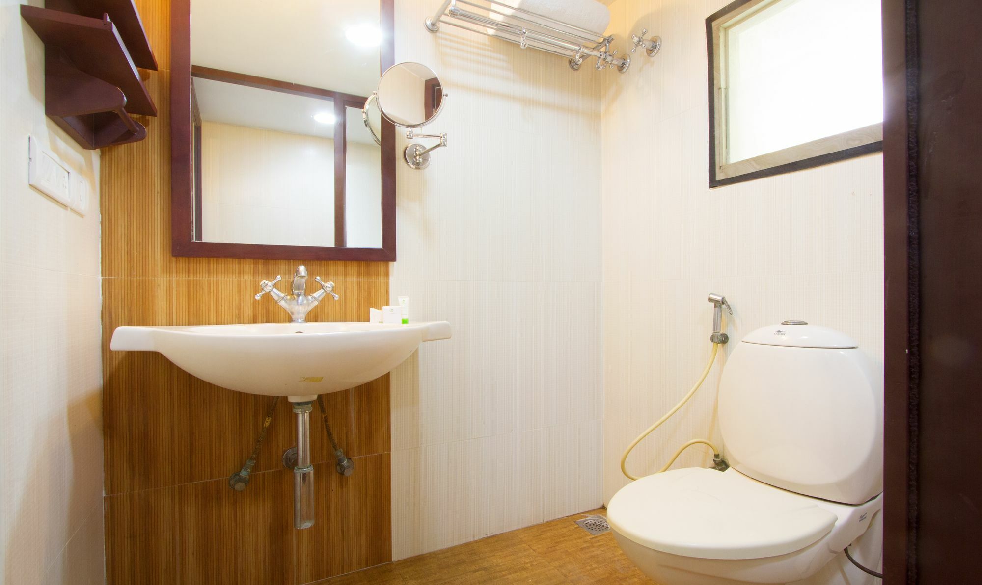 Hotel Treebo Trend Niketana 3*