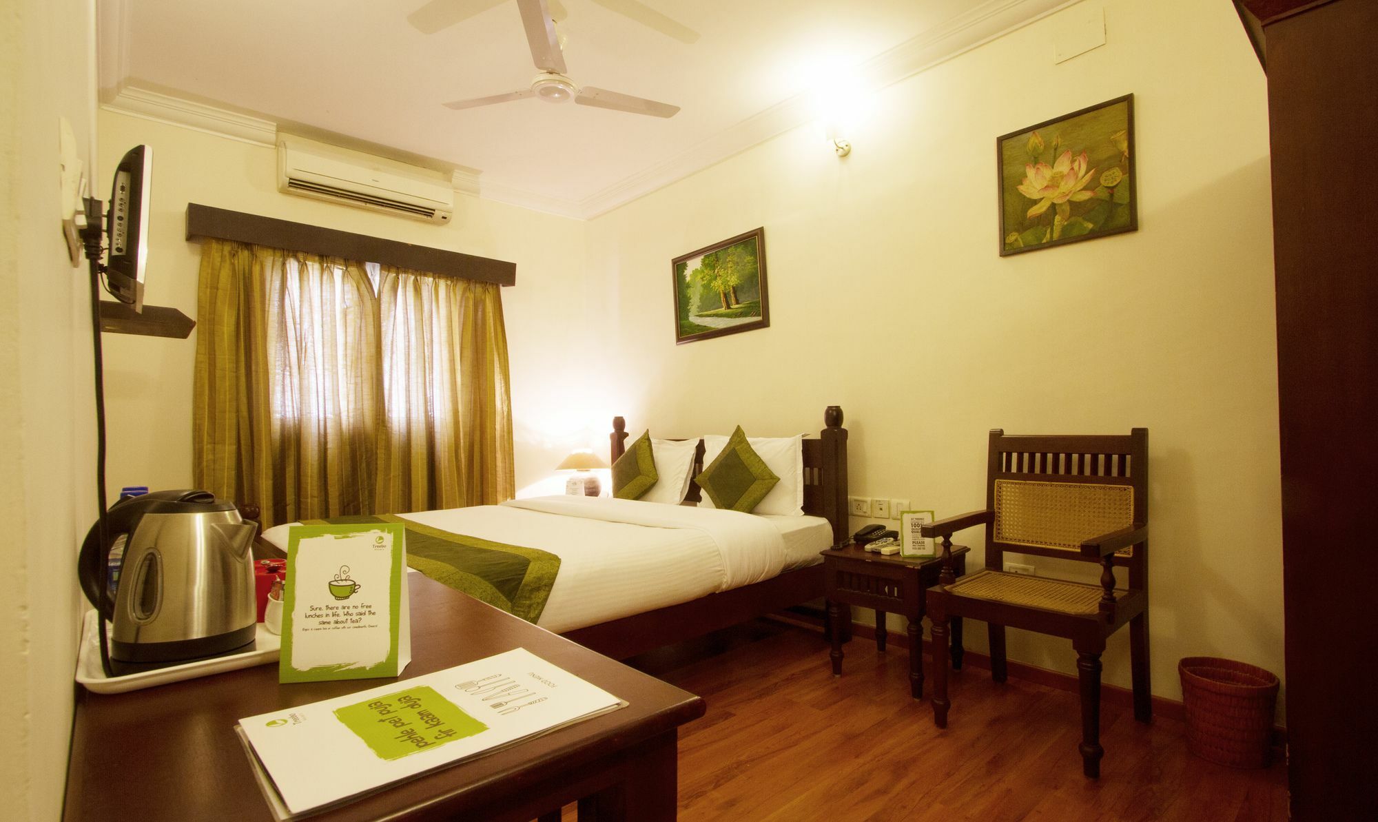 Treebo Trend Niketana Hotel 3*