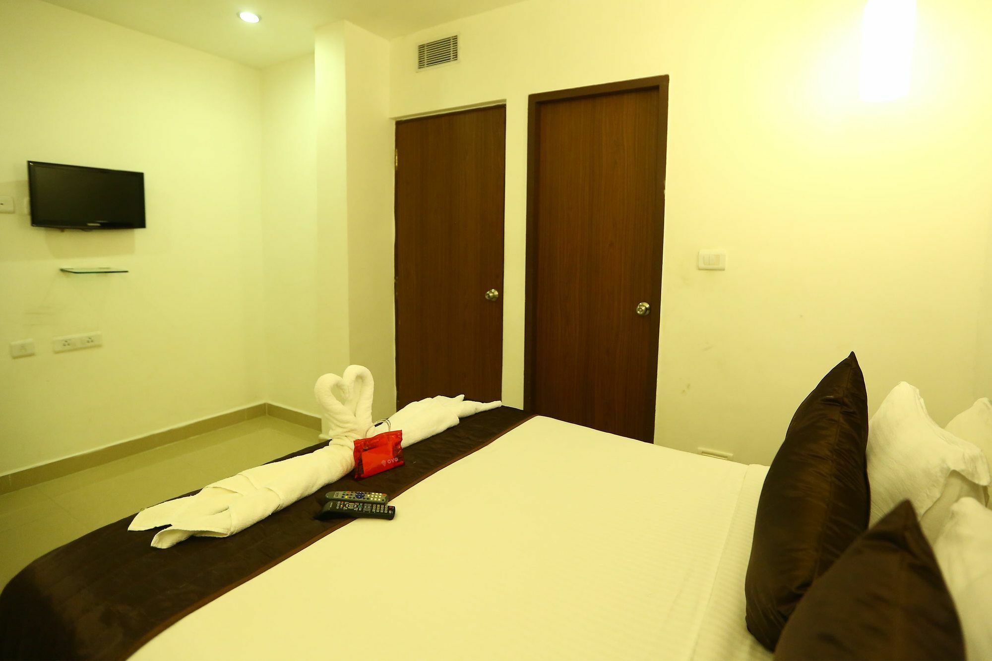 Hotel Oyo 10744 Trade Centre Chennai