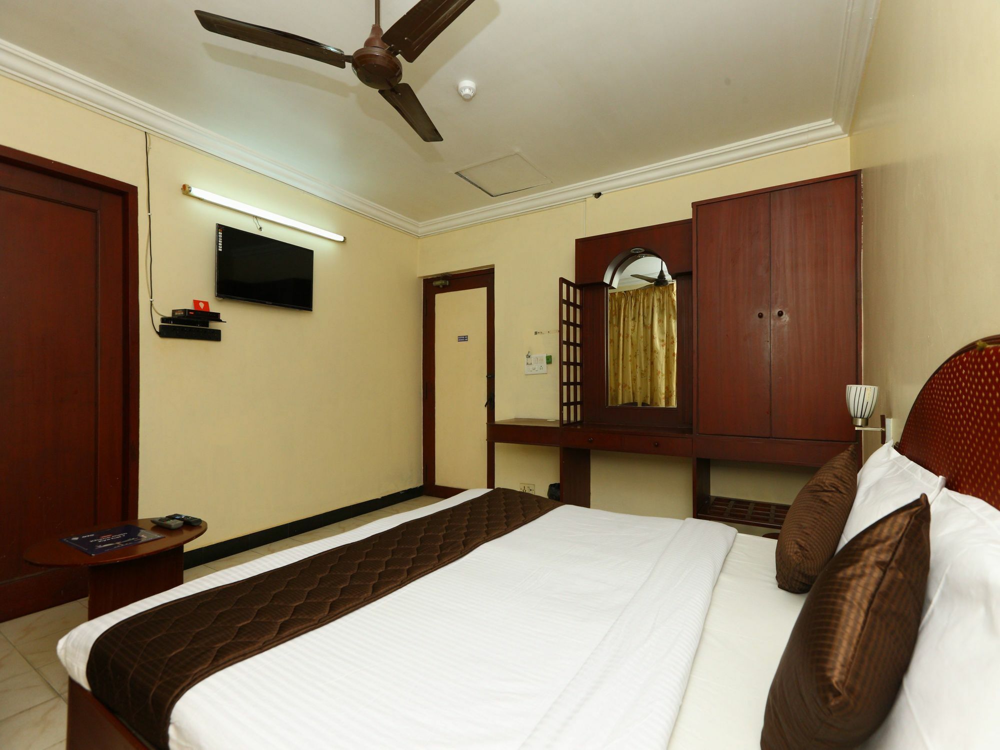 Hotel Oyo 6759 Sky Park 3*