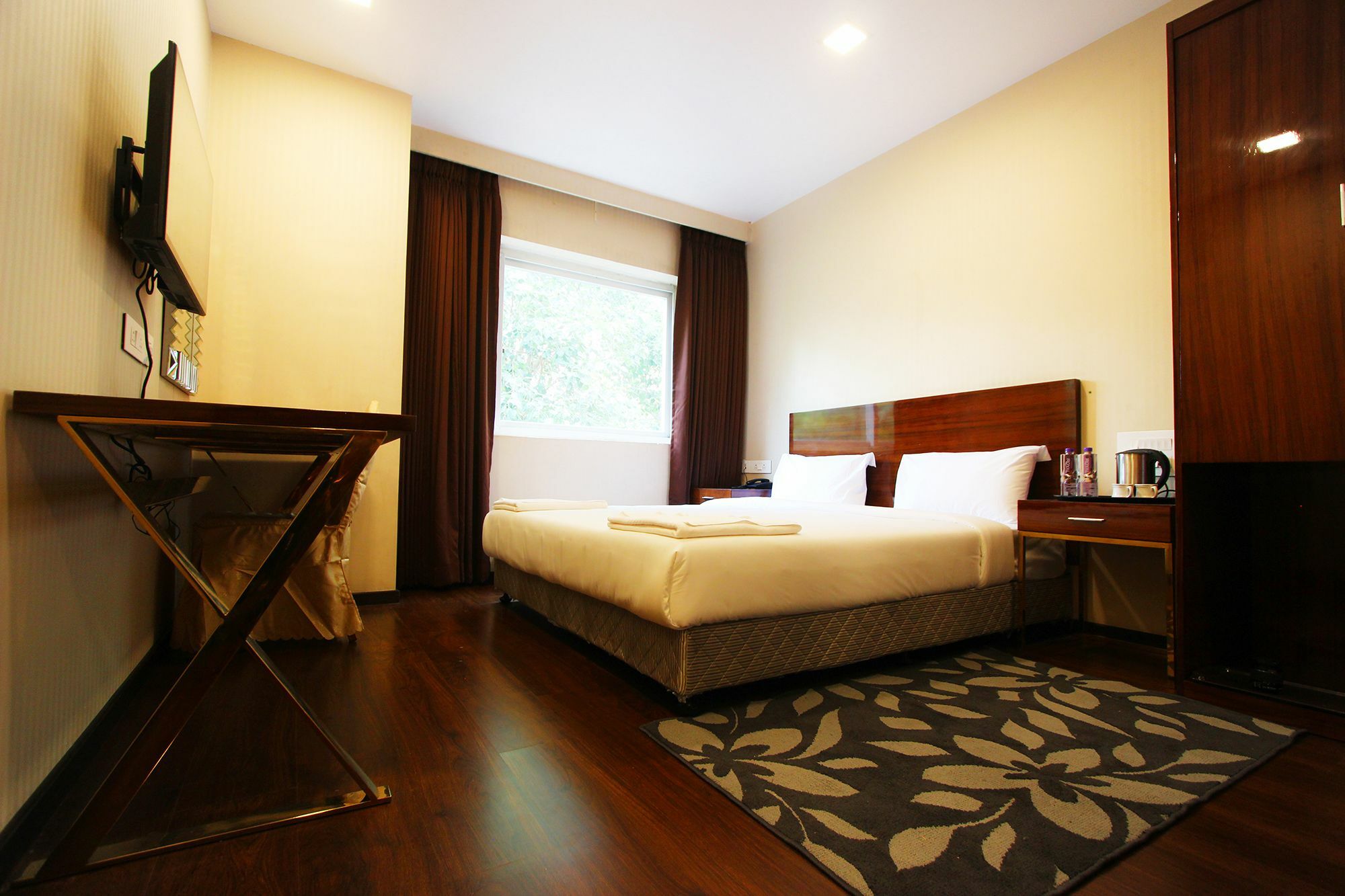 Raahat Hotel 3*