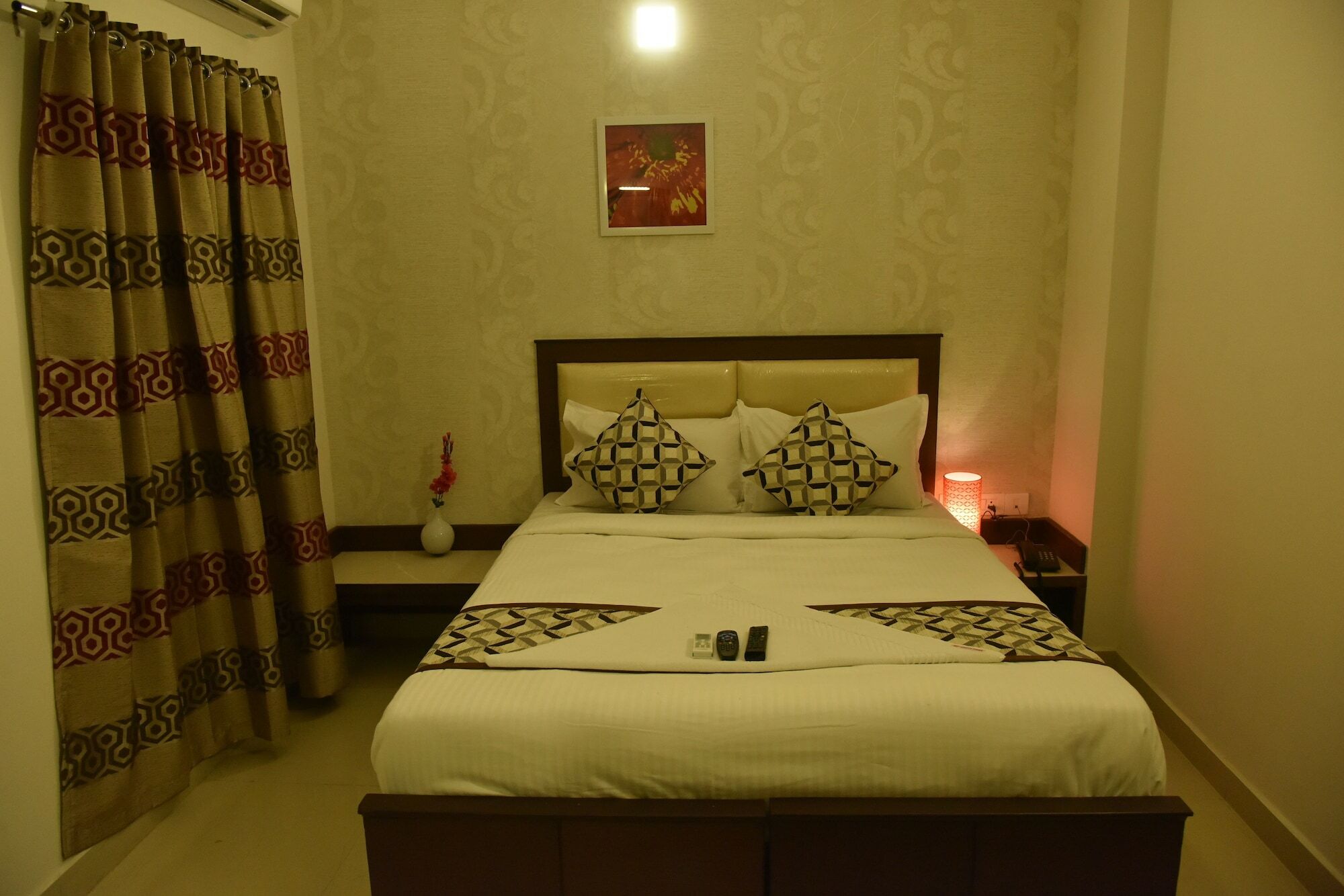 Hotel White Park 2*