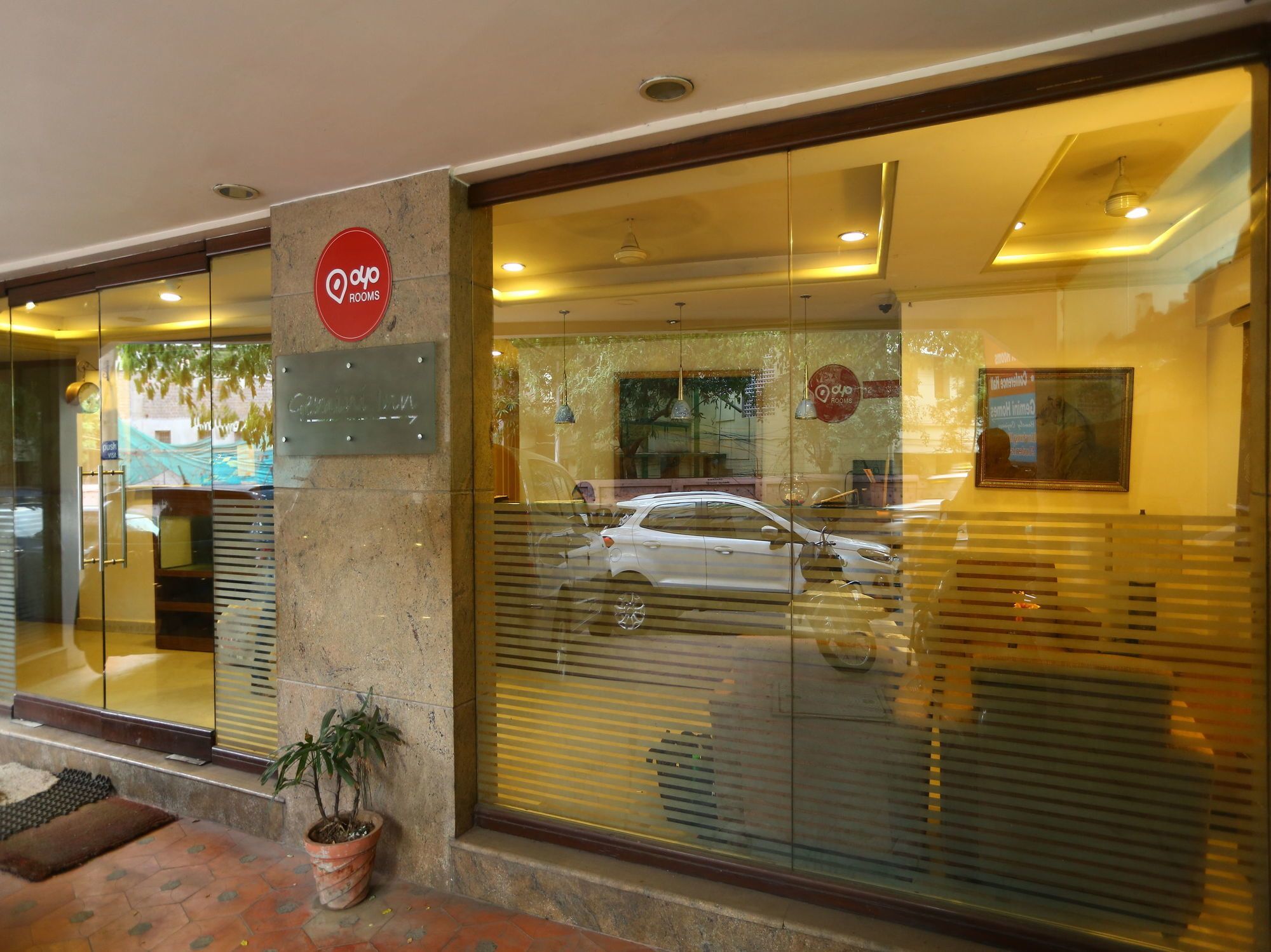 Oyo 9578 Gemini Hotel 2*