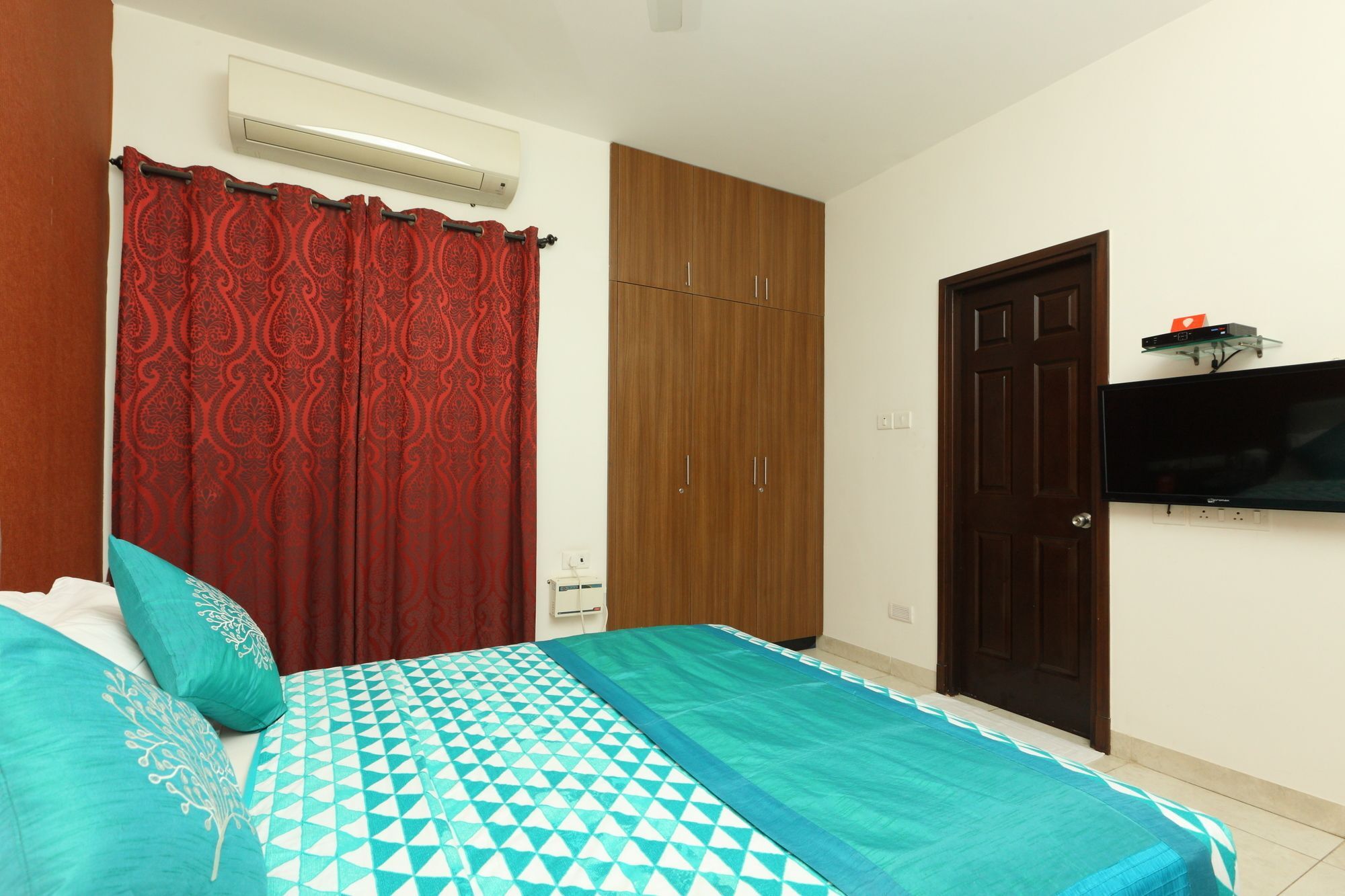 Oyo 37 Silverkey Thuraipakkam Hotel 3*