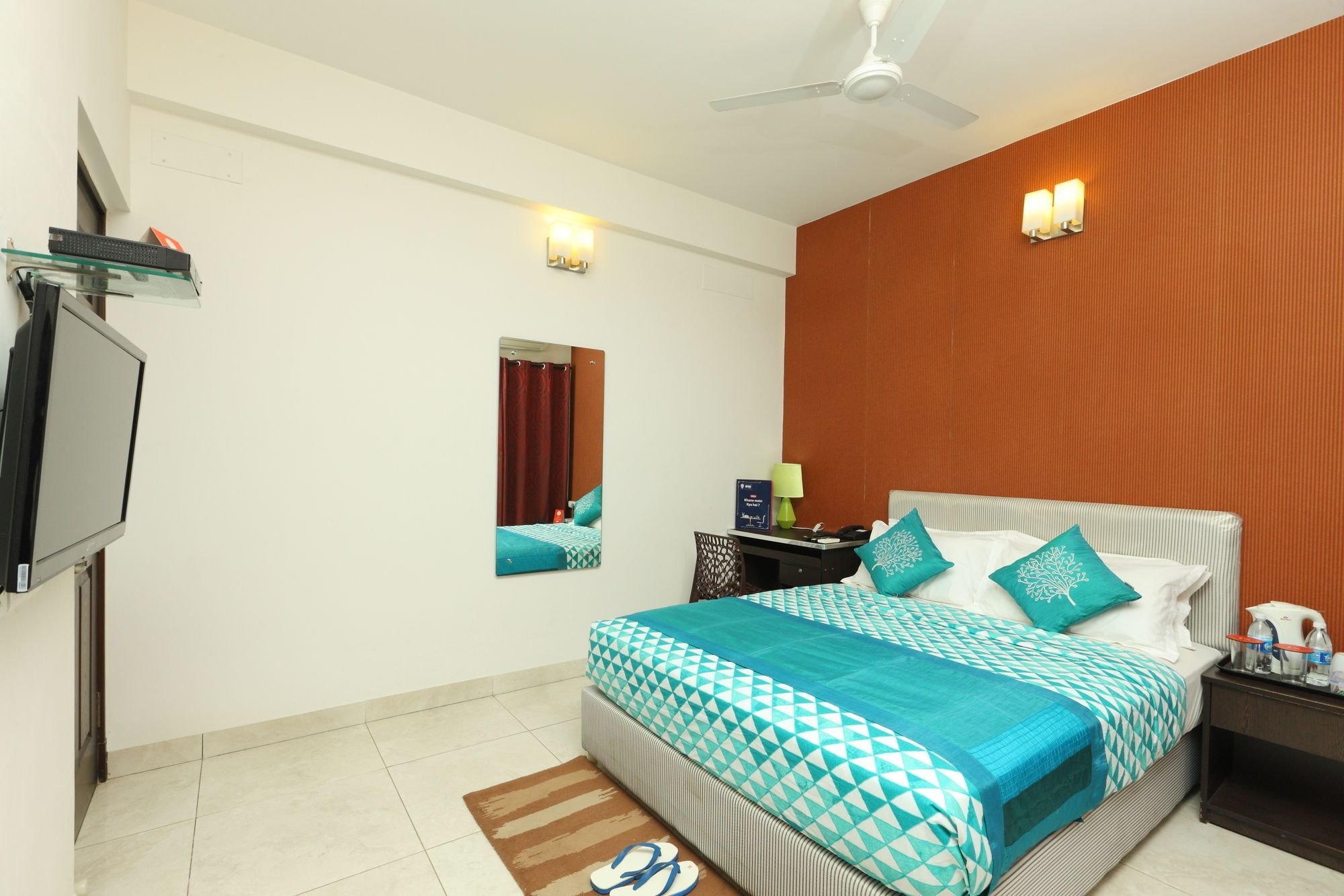 Oyo 37 Silverkey Thuraipakkam