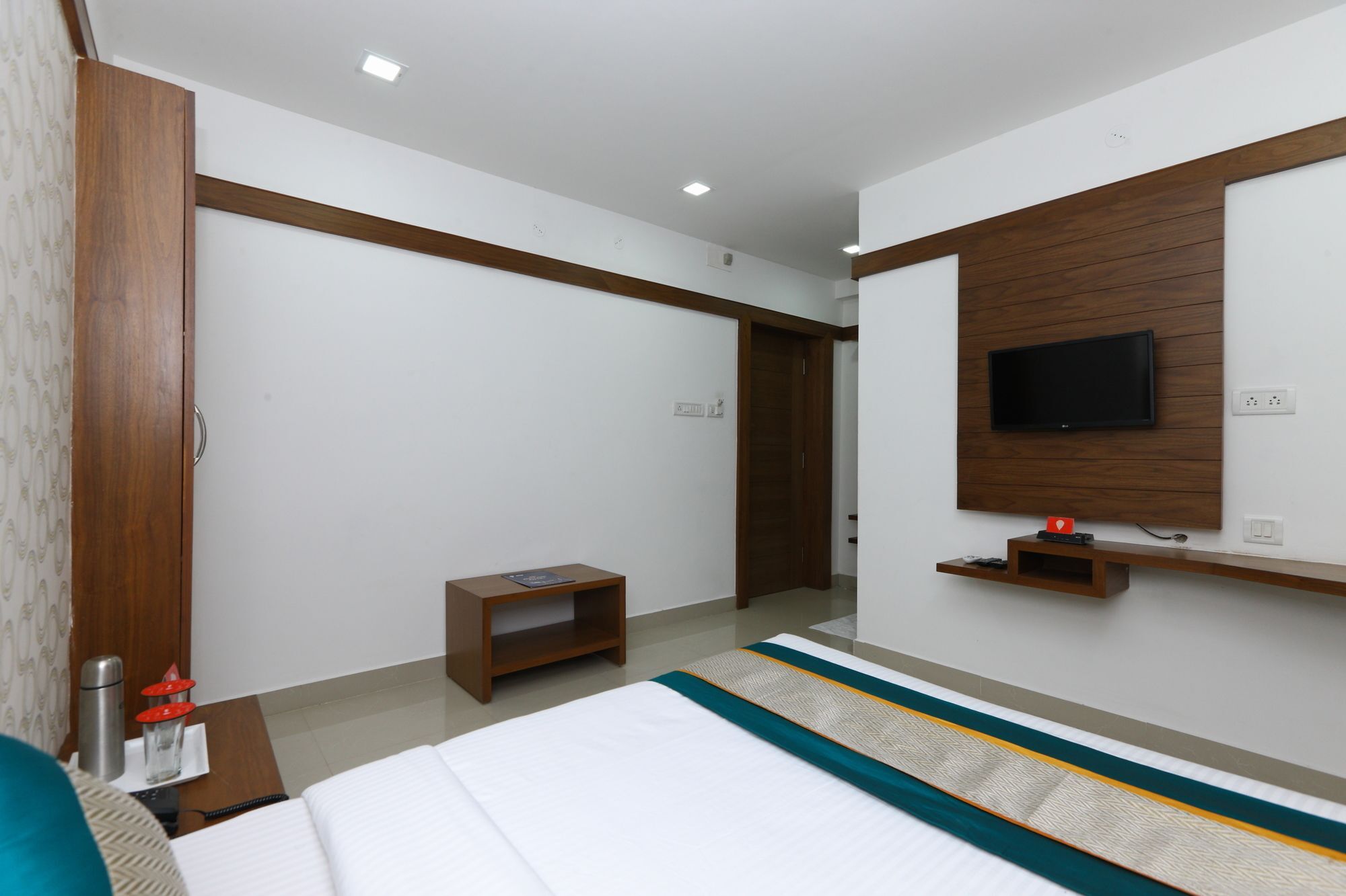 Hotel Oyo 6626 Khaleej Residency Chennai