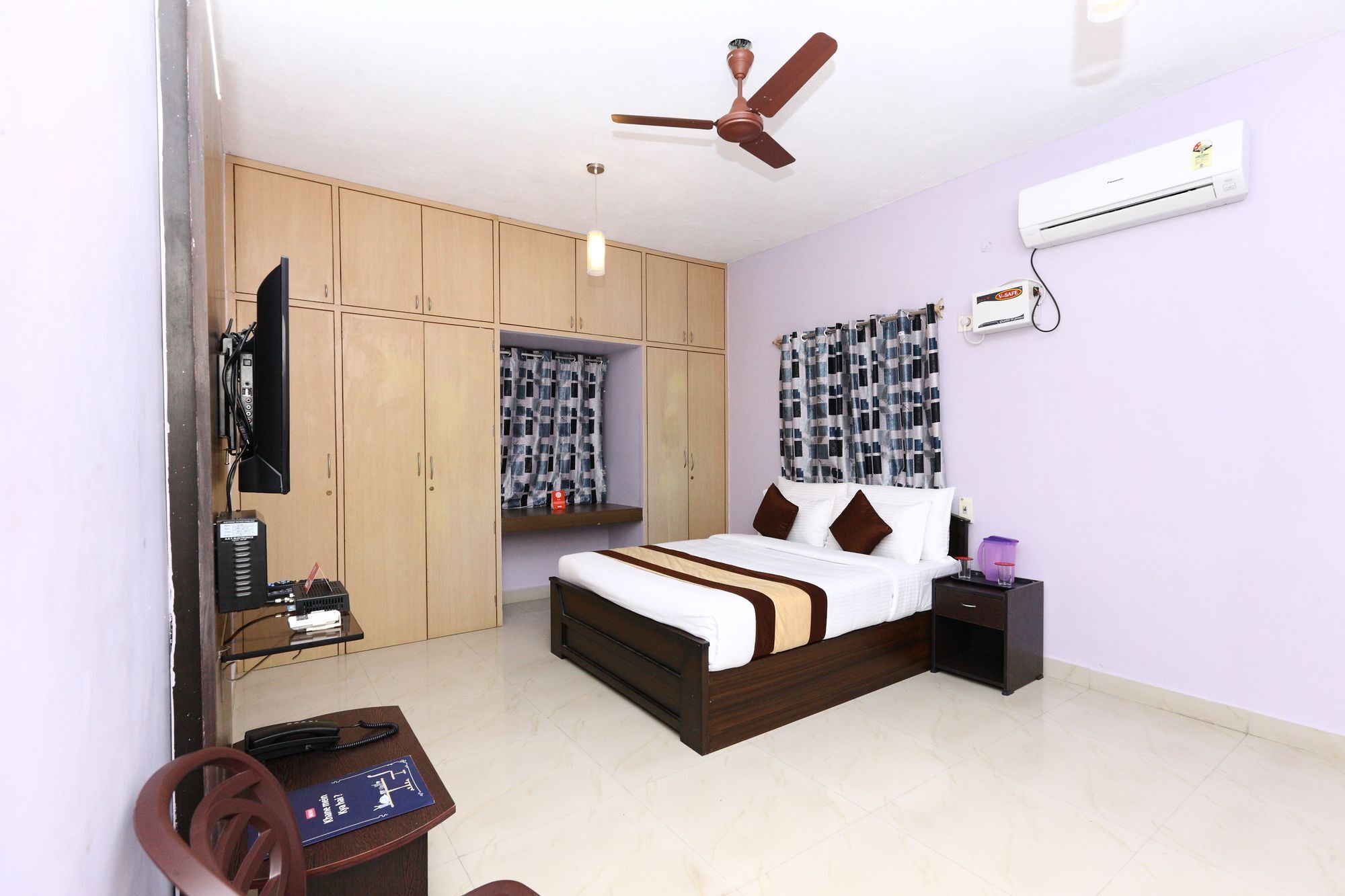 Oyo 8282 Heritage Residency