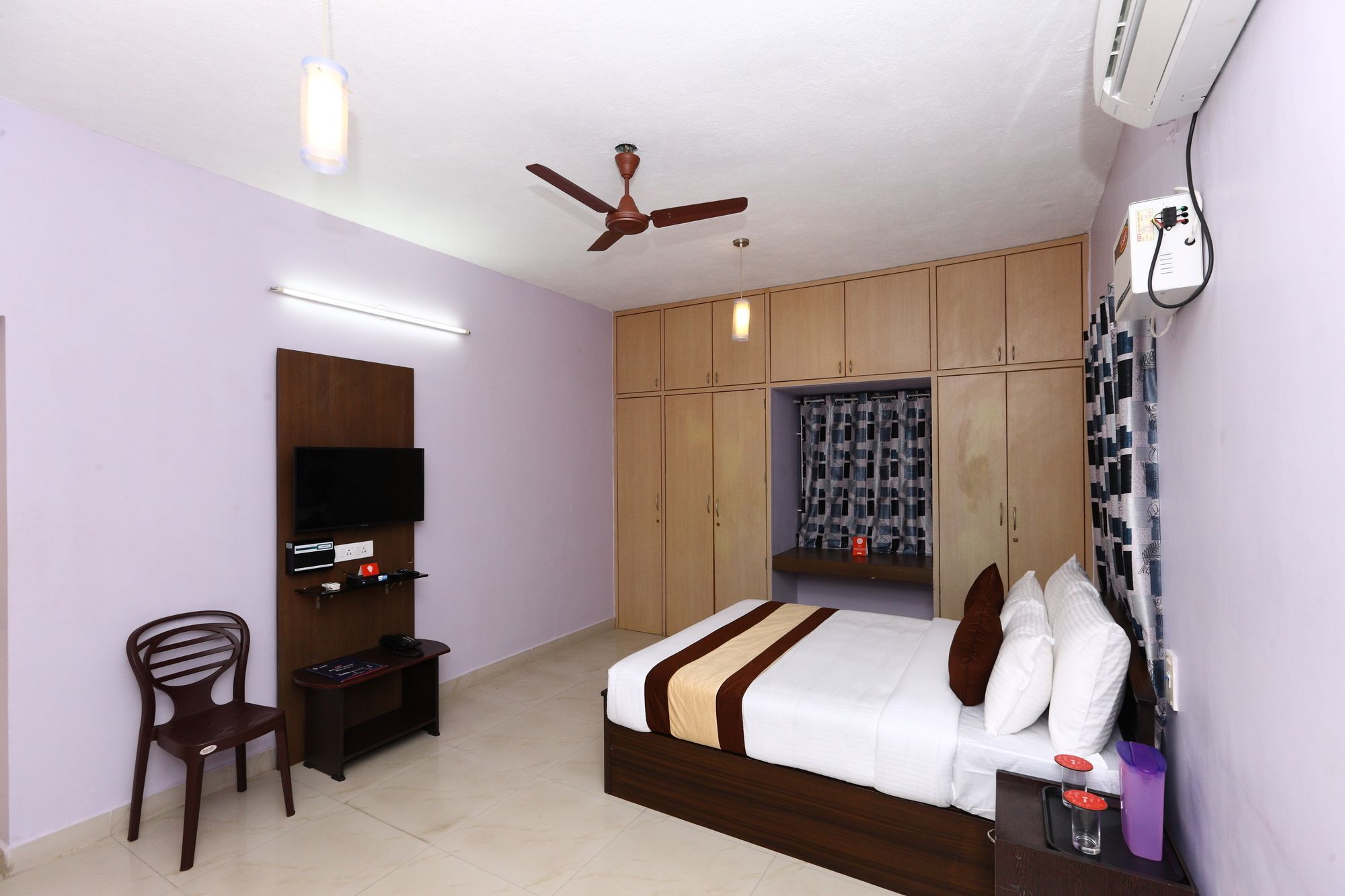 Oyo 8282 Heritage Residency