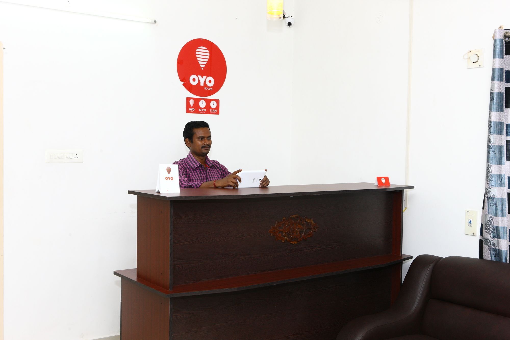 Oyo 8282 Heritage Residency Hotel