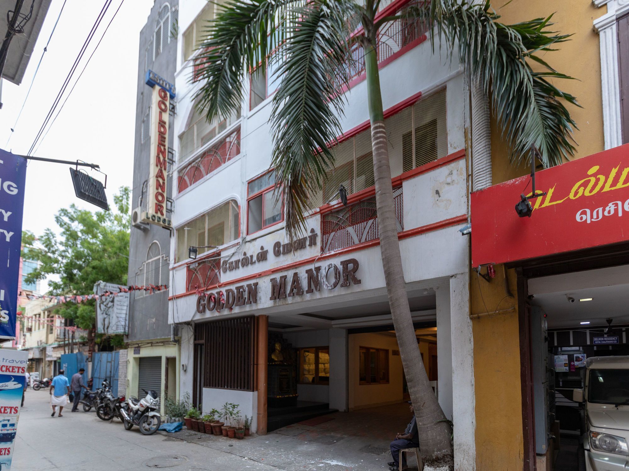 Oyo Flagship 15018 Golden Manor Chennai