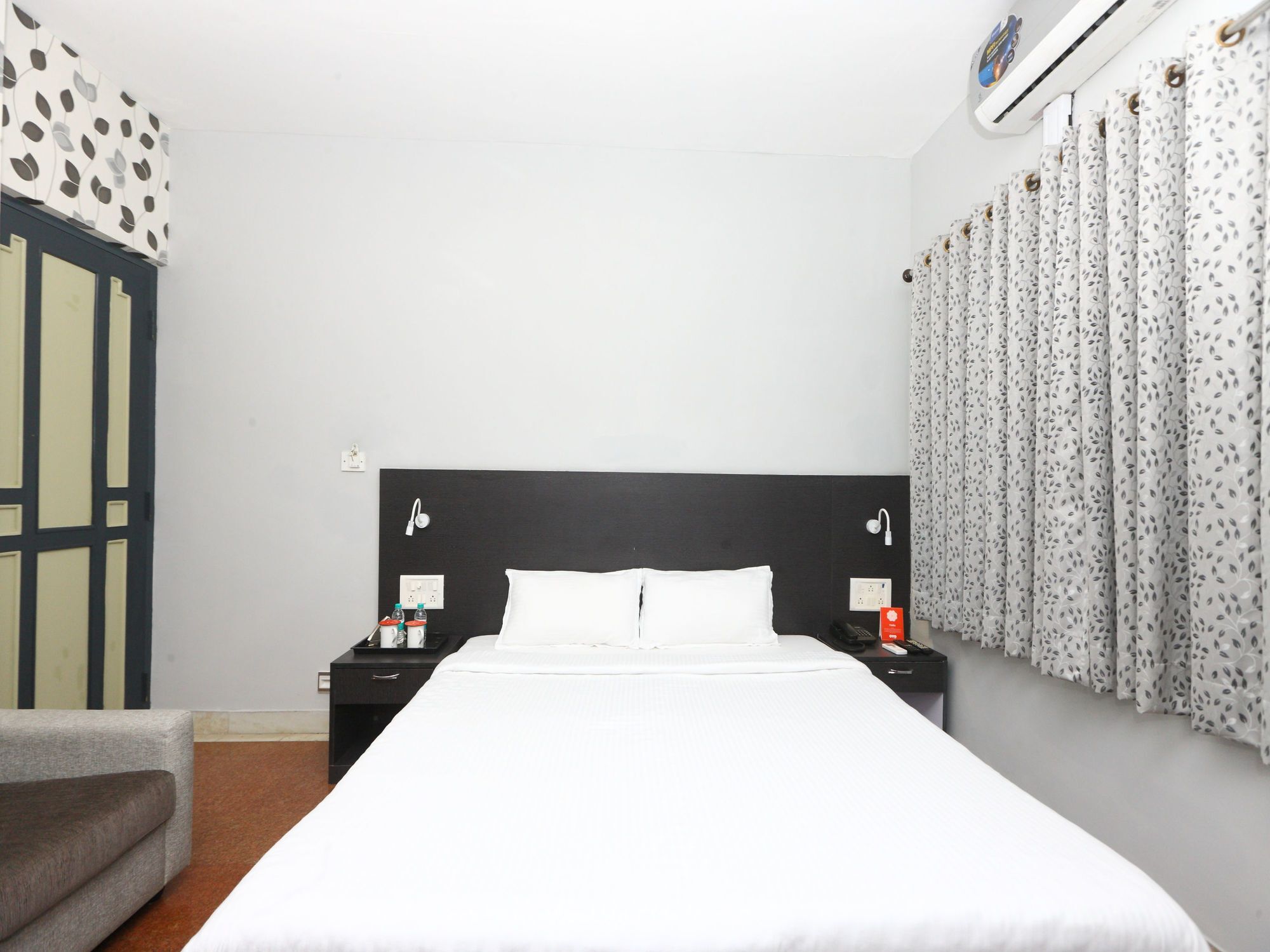 Oyo 9655 Grace Residency 3*