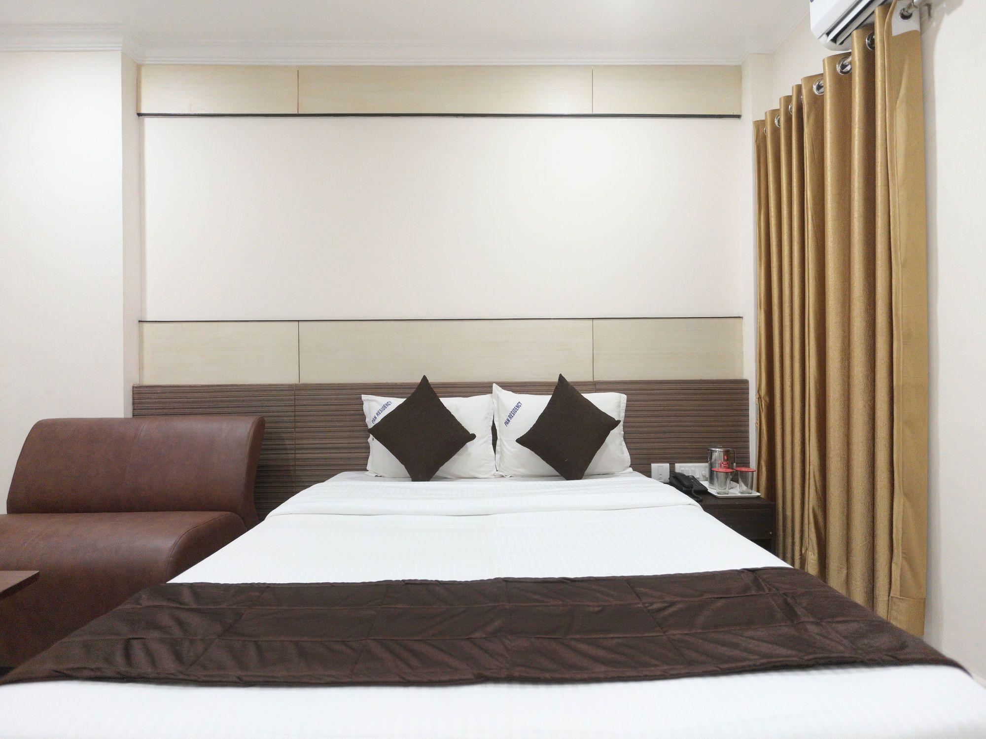 Oyo 5230 Pan Residency
