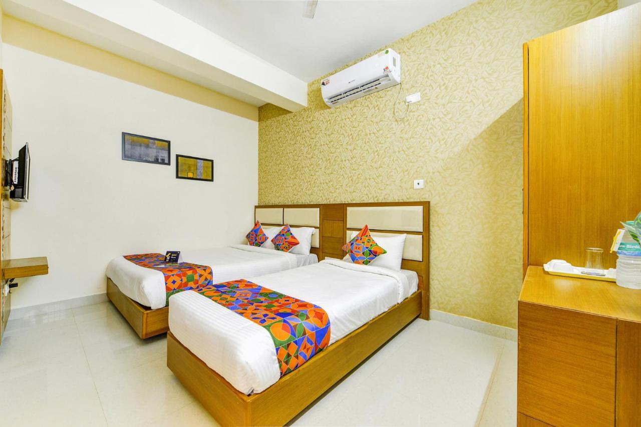 Fabhotel Sky Bay - Nr Kodambakam Railway Station Hotel