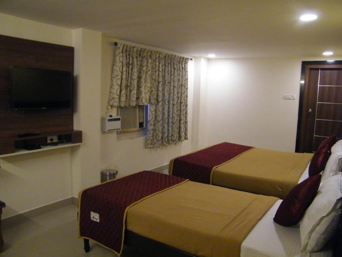 The White House Residency Hotel *