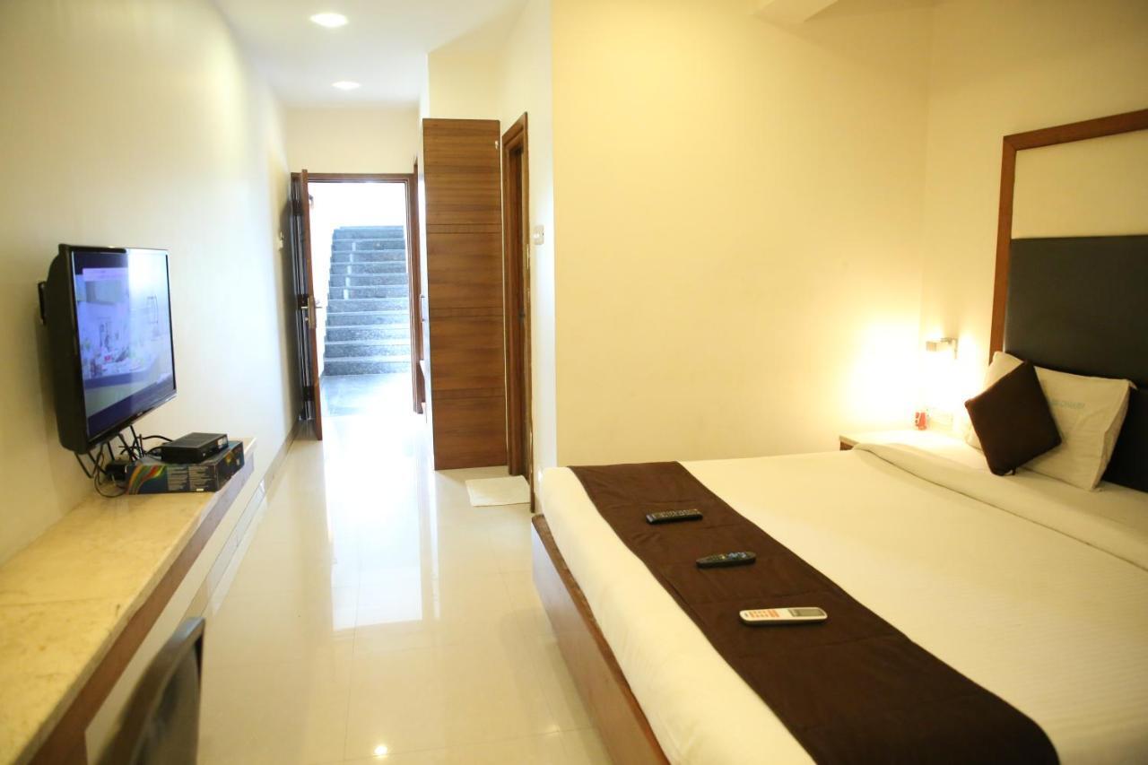 Hotel Sri Chakra Chennai