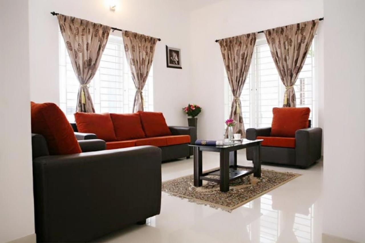 Bed & Breakfast Swarna Sudarshan Service Sholinganallur 2*