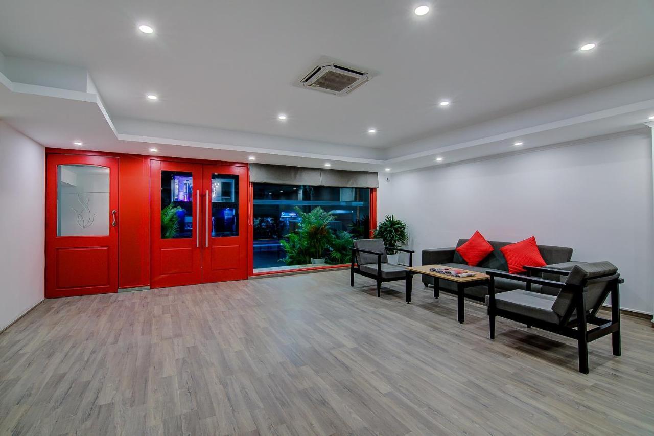 Hotel Oyo Townhouse 42 Urvashi Theatre 3*