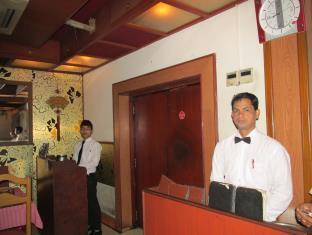 Hotel Oyo 44071 N Tour 3*