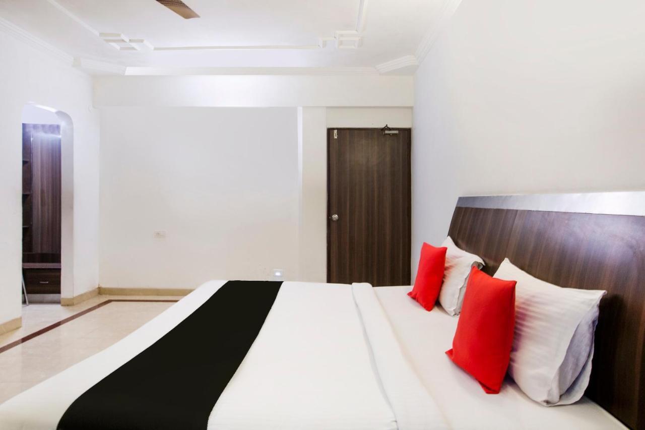 Capital O 69831 Mount Heera 3* Chennai