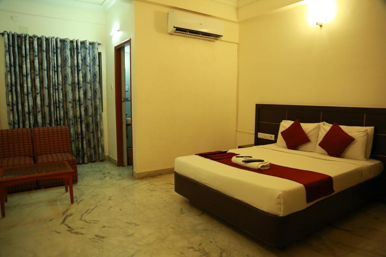 Royal Paris Hotel