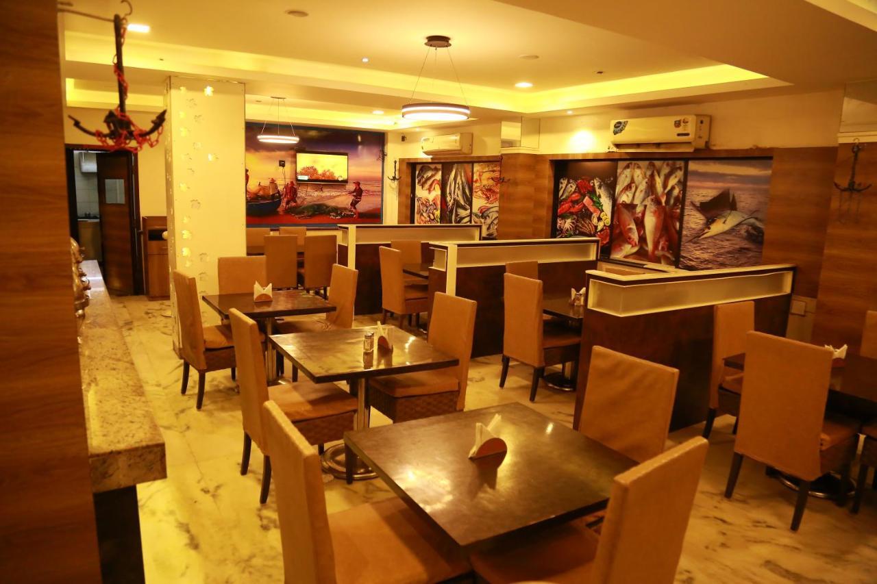Royal Paris Hotel