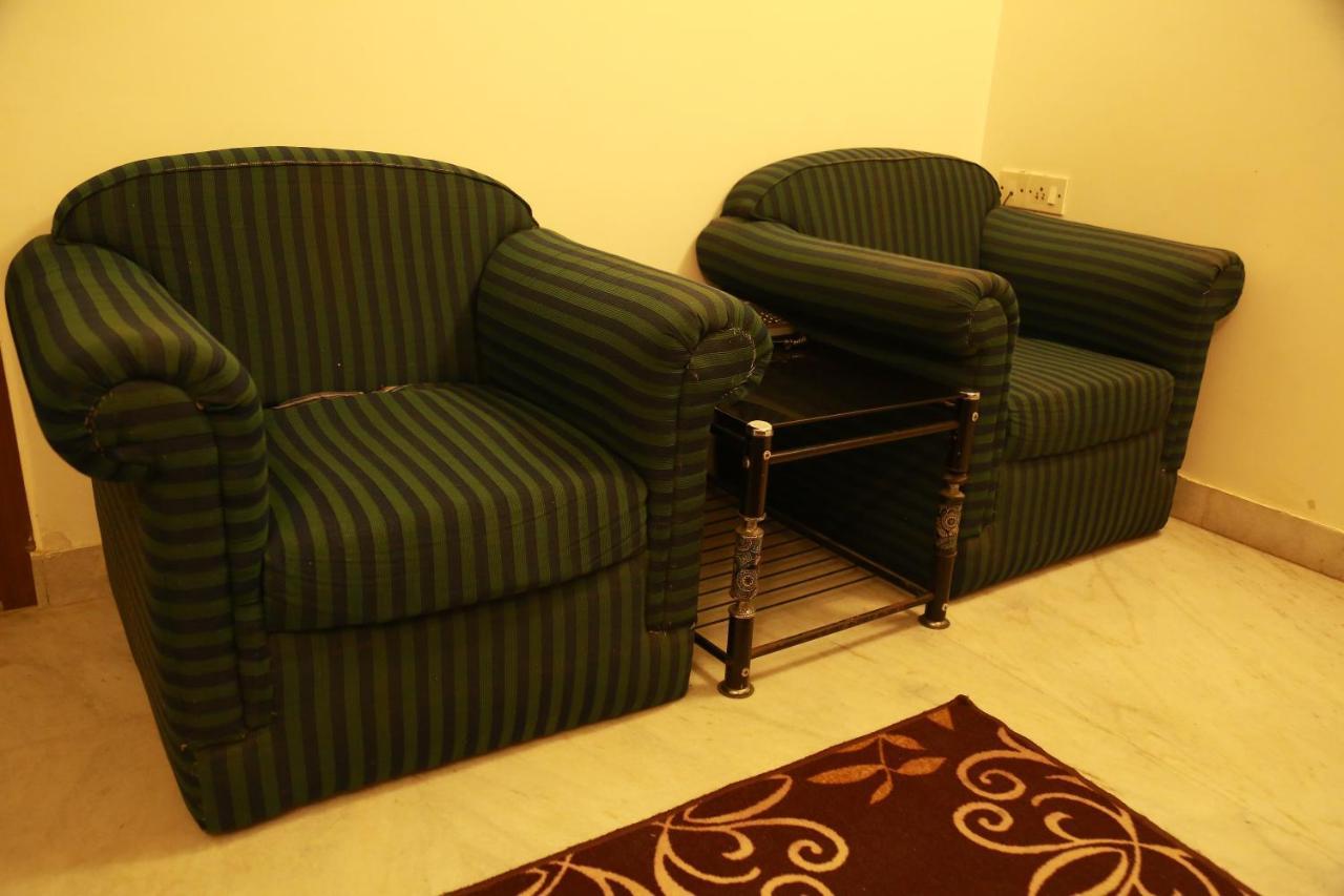 Royal Paris 2*