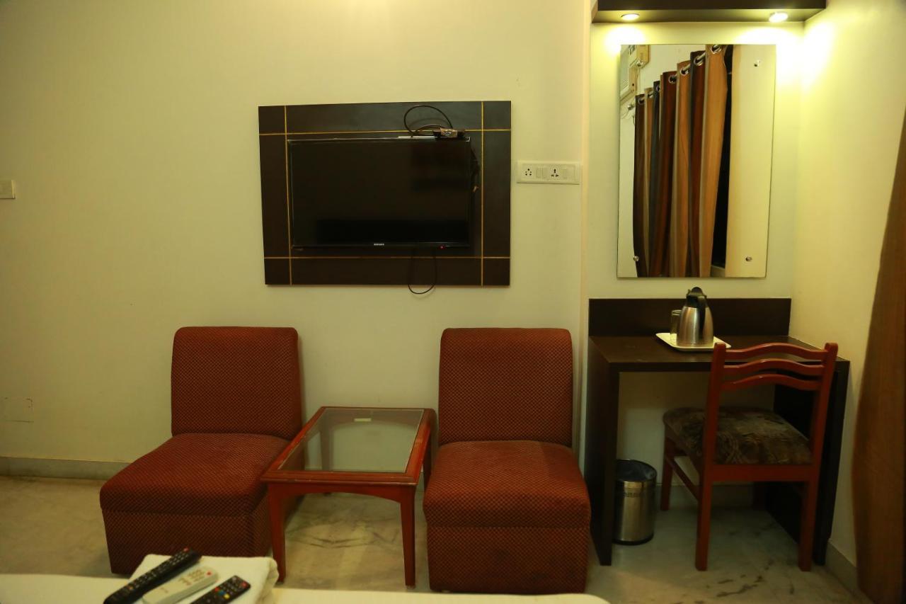 Hotel Royal Paris Chennai