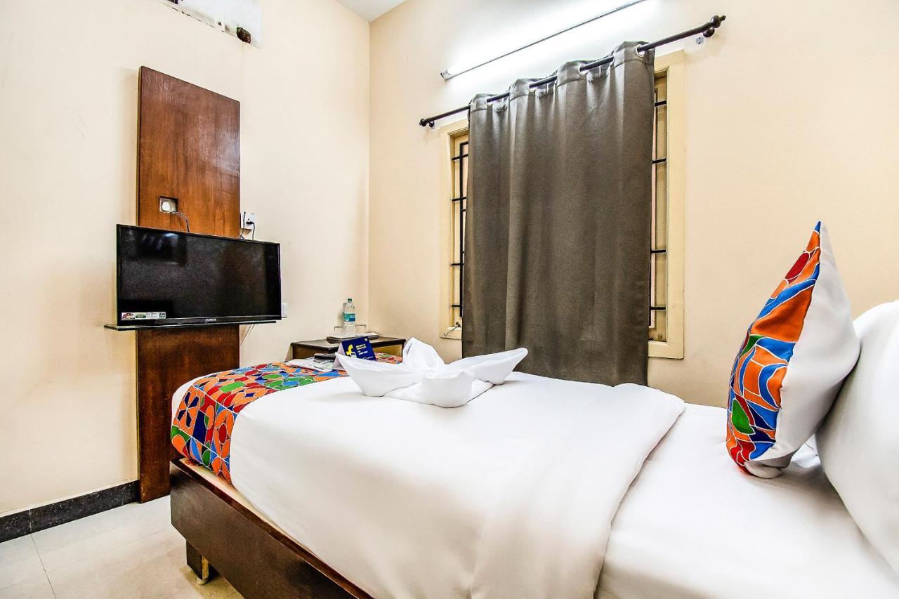 Hotel Fabexpress Advik Sai Residency Chennai