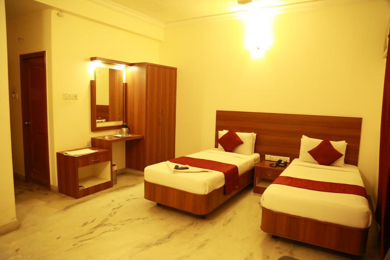 Hotel Royal Paris 2*