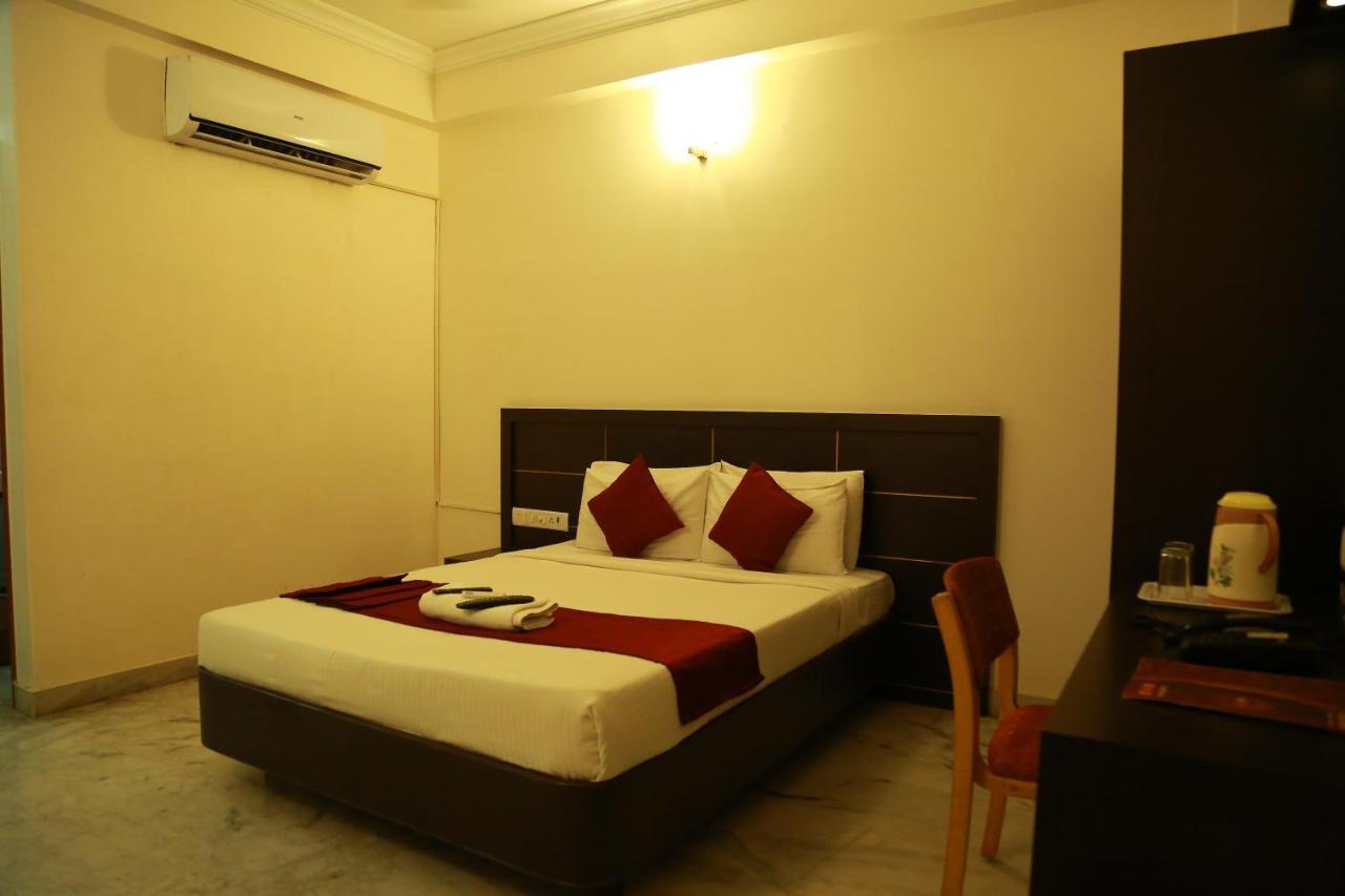 Hotel Royal Paris Chennai
