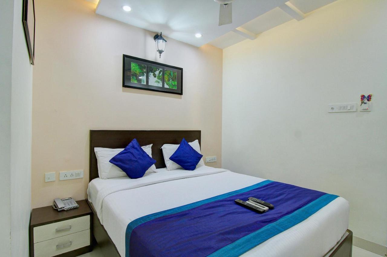 Rd Towers Hotel