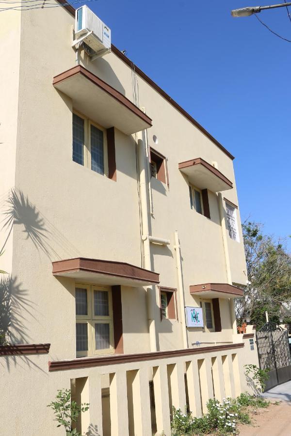 Nkc Airport Hotel